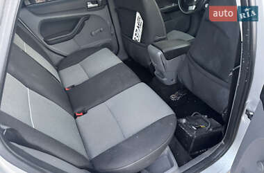 Седан Ford Focus 2011 в 