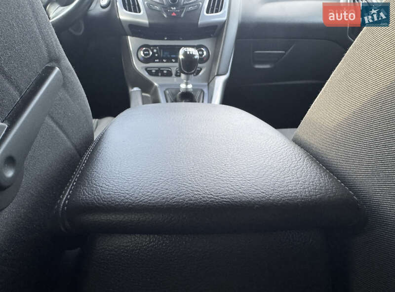 Универсал Ford Focus 2012 в Киеве