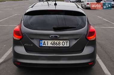 Хетчбек Ford Focus 2013 в 