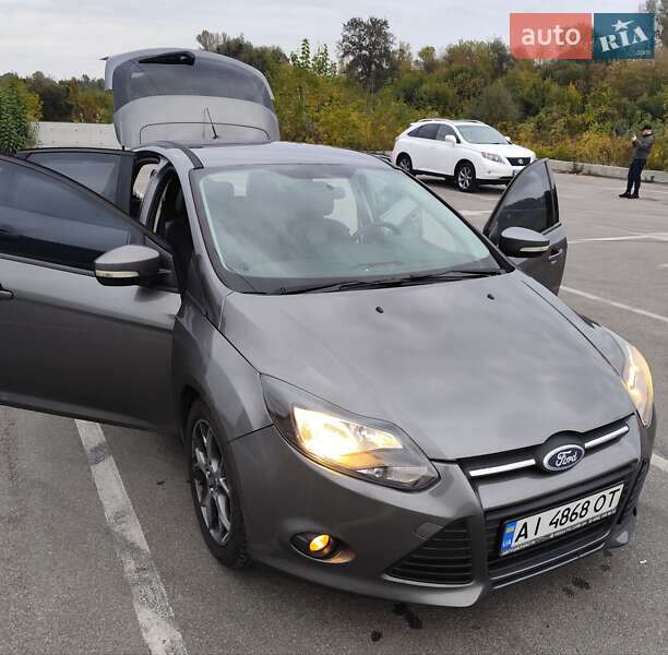 Хэтчбек Ford Focus 2013 в Ирпене