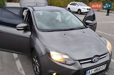Хетчбек Ford Focus 2013 в 