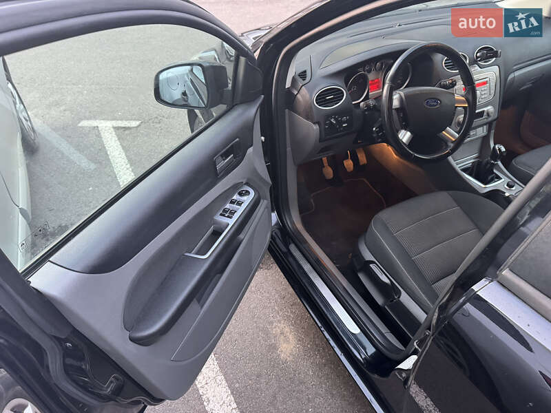 Универсал Ford Focus 2008 в Луцке