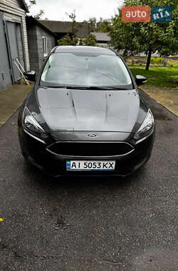 Седан Ford Focus 2016 в 