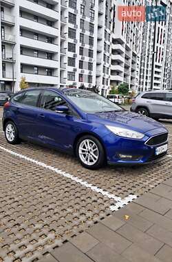 Хэтчбек Ford Focus 2015 в Киеве