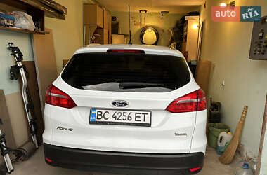 Универсал Ford Focus 2016 в 