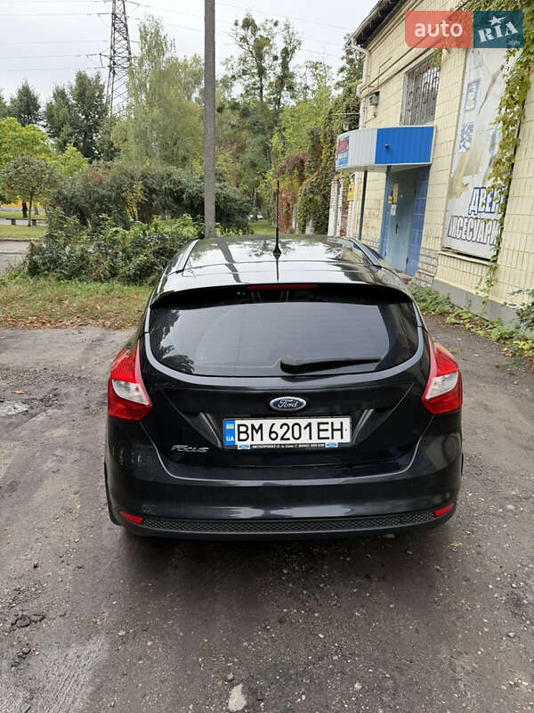Хетчбек Ford Focus 2012 в Сумах