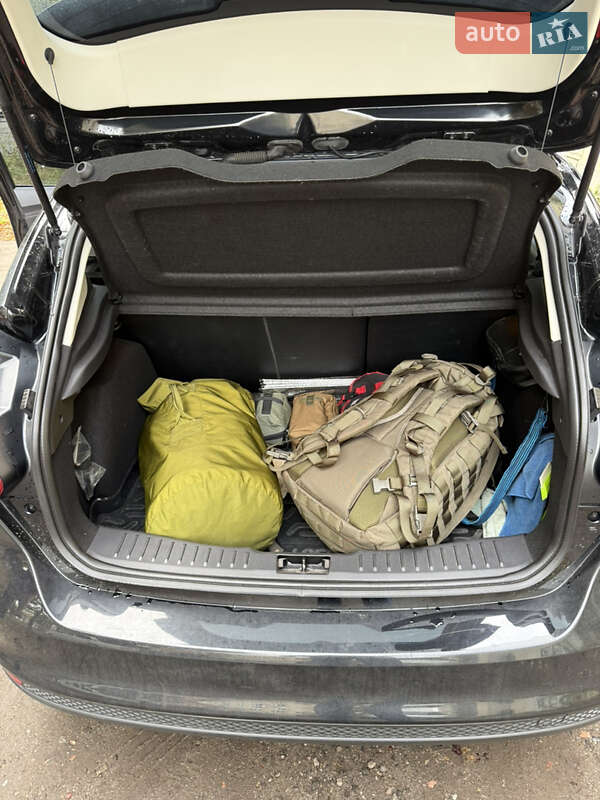 Хетчбек Ford Focus 2012 в Сумах