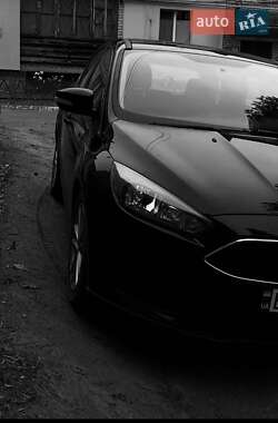 Хэтчбек Ford Focus 2017 в 