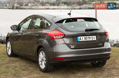 Хэтчбек Ford Focus 2016 в 