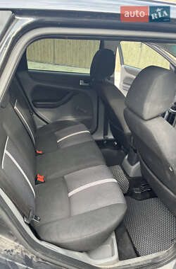 Универсал Ford Focus 2010 в 