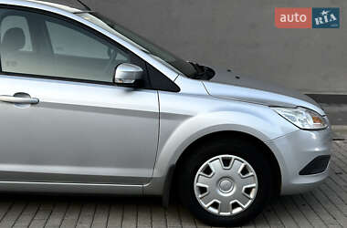 Седан Ford Focus 2009 в 