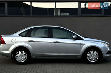 Седан Ford Focus 2009 в 