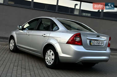 Седан Ford Focus 2009 в 