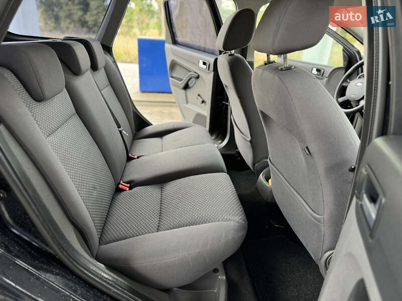 Универсал Ford Focus 2005 в Сокирянах