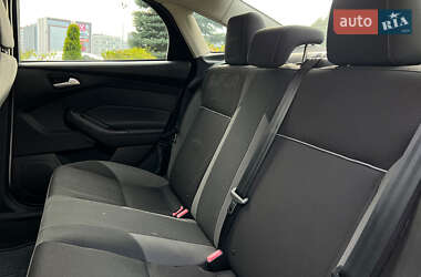 Седан Ford Focus 2012 в 