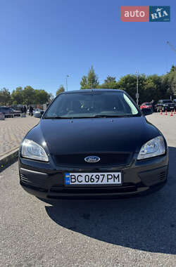 Хэтчбек Ford Focus 2007 в 