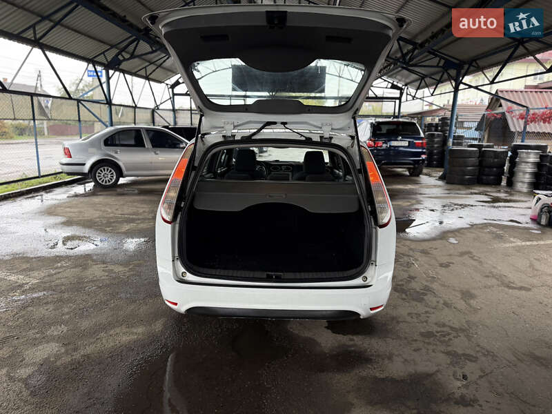 Универсал Ford Focus 2010 в Ивано-Франковске