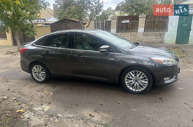 Седан Ford Focus 2018 в 
