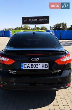 Седан Ford Focus 2014 в 
