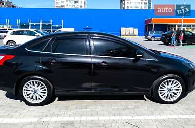 Седан Ford Focus 2014 в 