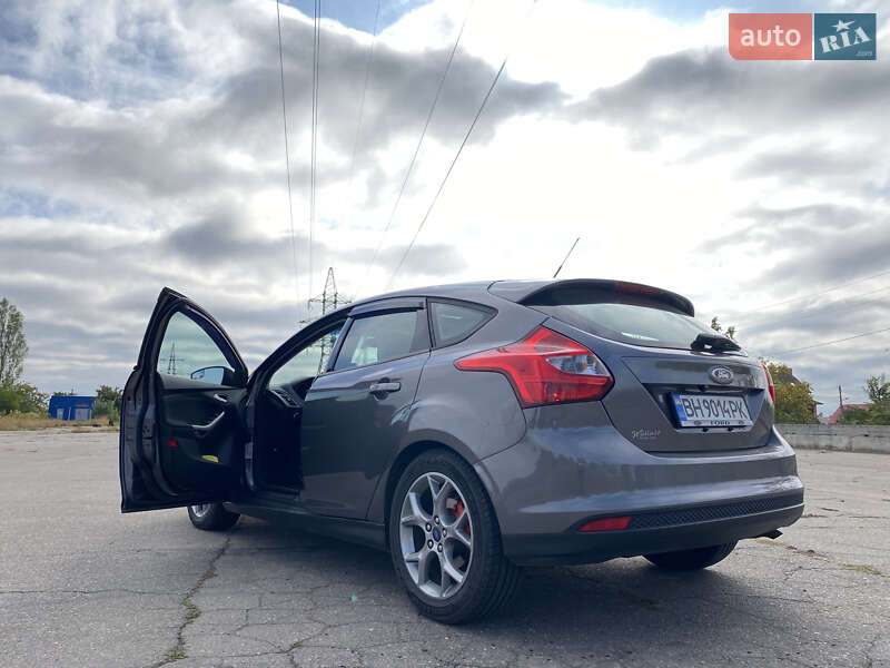 Хэтчбек Ford Focus 2013 в Николаеве