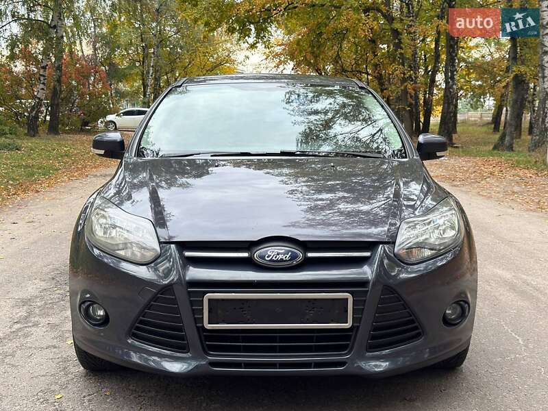 Седан Ford Focus 2013 в Охтирці