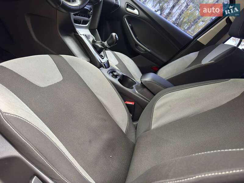 Седан Ford Focus 2013 в Охтирці