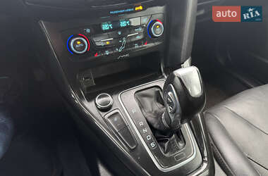 Седан Ford Focus 2017 в 