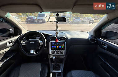 Хетчбек Ford Focus 2009 в 