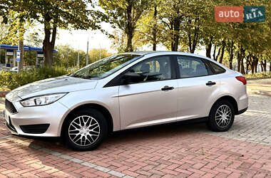 Седан Ford Focus 2016 в 
