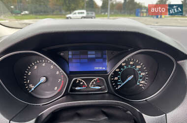 Седан Ford Focus 2014 в 