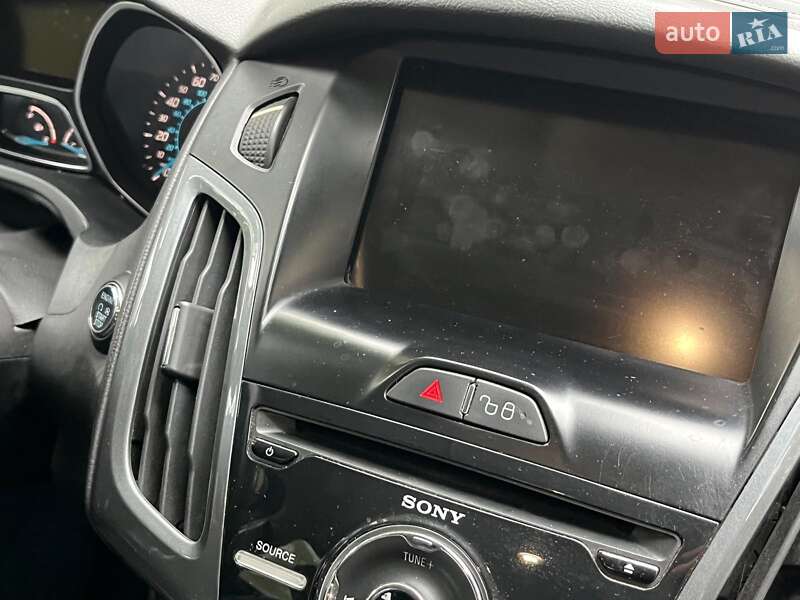 Хэтчбек Ford Focus 2011 в Киеве фото 21 Хэтчбек Ford Focus 2011 в Киеве