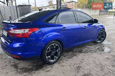 Седан Ford Focus 2013 в 