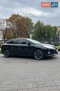 Седан Ford Focus 2013 в 