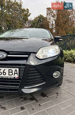 Седан Ford Focus 2013 в 