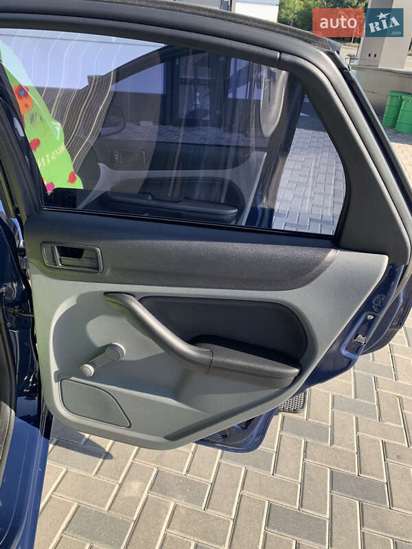 Хэтчбек Ford Focus 2011 в Полтаве