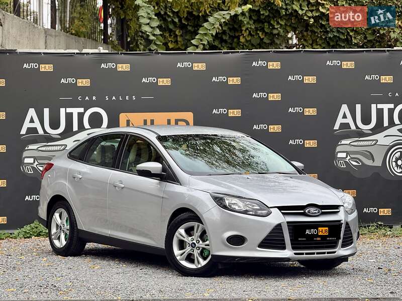 Седан Ford Focus 2013 в 