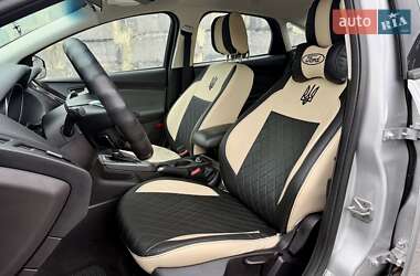 Седан Ford Focus 2013 в 