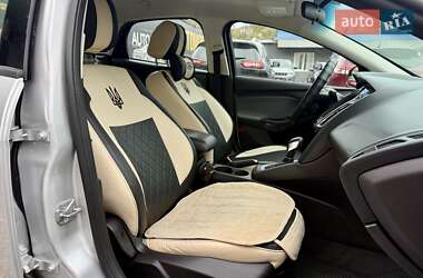 Седан Ford Focus 2013 в 
