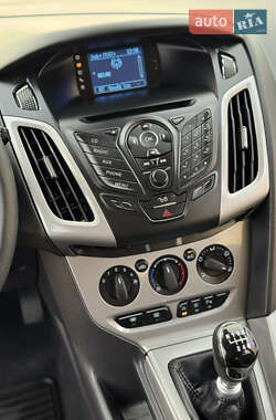 Универсал Ford Focus 2012 в 