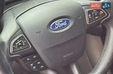 Хэтчбек Ford Focus 2017 в 
