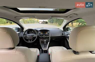 Седан Ford Focus 2016 в 