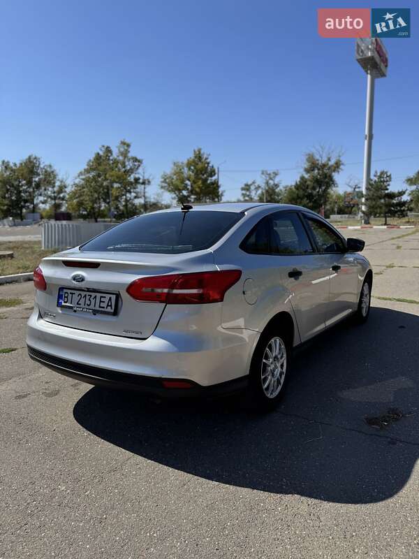 Седан Ford Focus 2015 в Николаеве