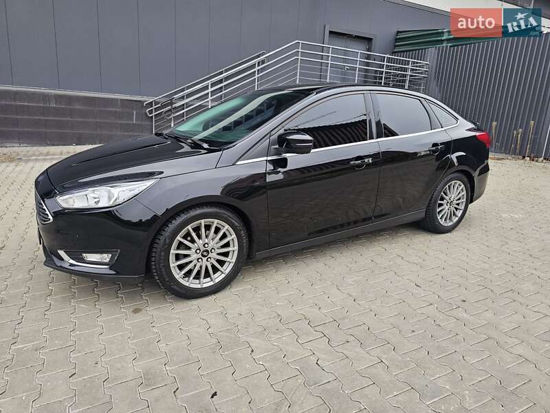 Седан Ford Focus 2016 в Киеве