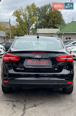 Седан Ford Focus 2018 в 