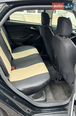 Седан Ford Focus 2018 в 