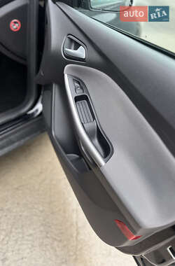 Универсал Ford Focus 2013 в 