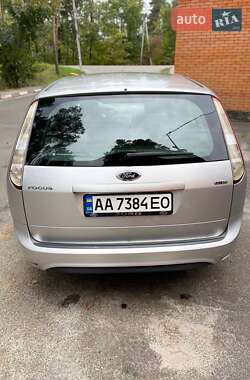 Универсал Ford Focus 2010 в 