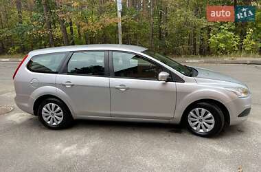 Универсал Ford Focus 2010 в 