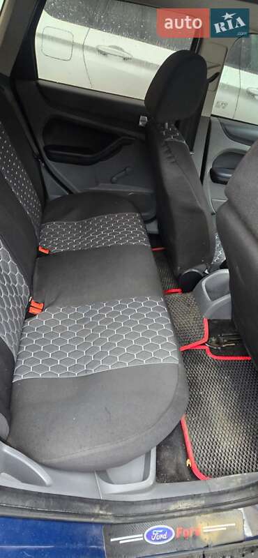Універсал Ford Focus 2008 в Чернівцях